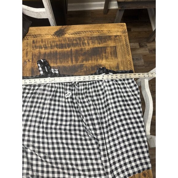 torrid size 4x guaze crochet lace trim ginger bread pattern  sweet heart necklin - Picture 9 of 9